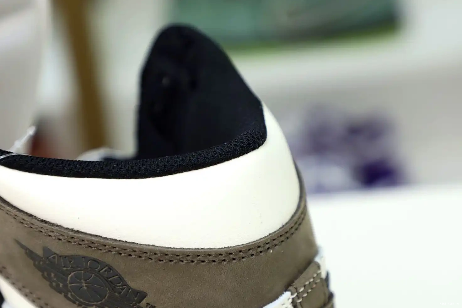 HIGH 'DARK RETRO Kimikick OG AIR JORDAN MOCHA' 1 0504